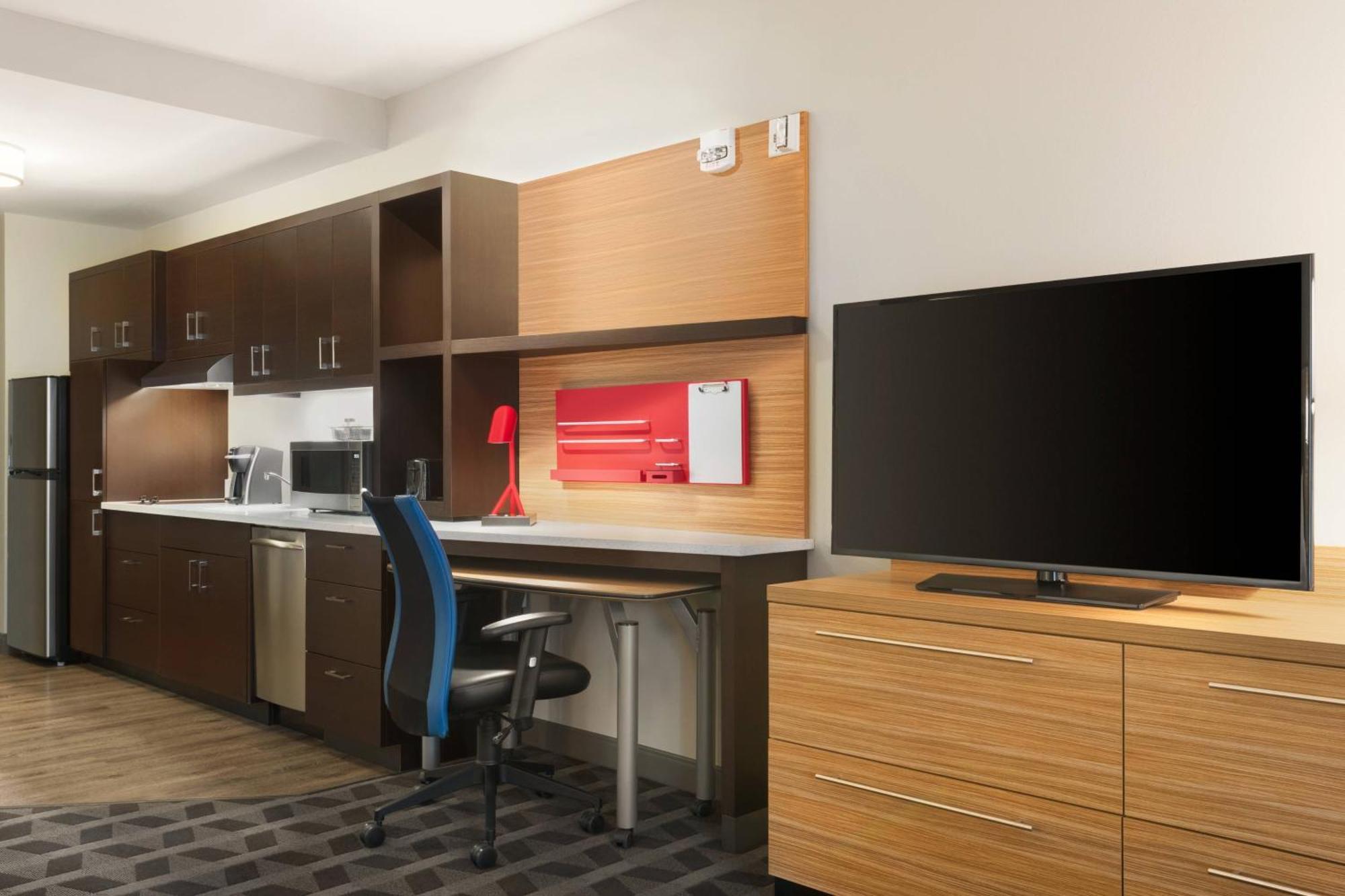 Towneplace Suites By Marriott Dubuque Downtown Bagian luar foto